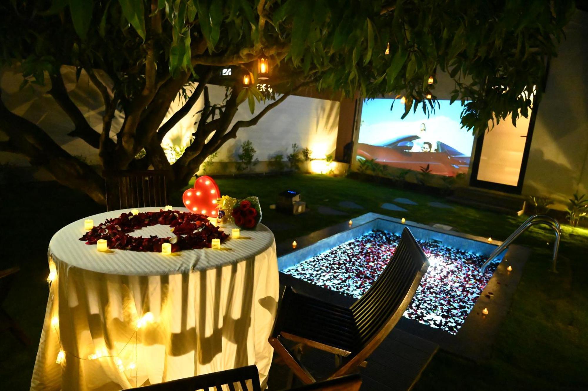 Aura Farms - Private Pool Cottages Rāmanagaram Eksteriør bilde