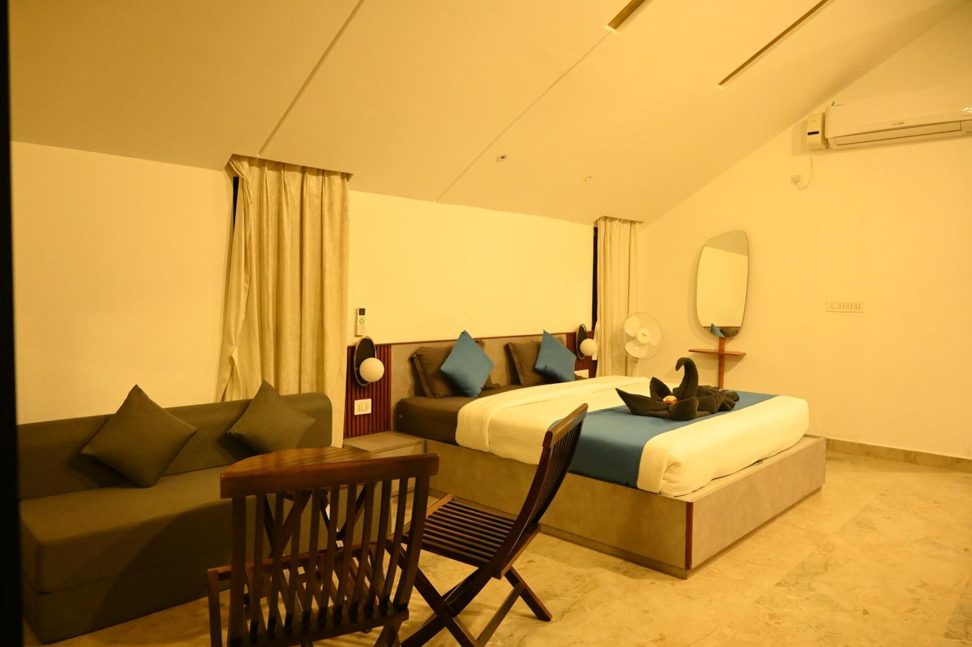 Aura Farms - Private Pool Cottages Rāmanagaram Eksteriør bilde